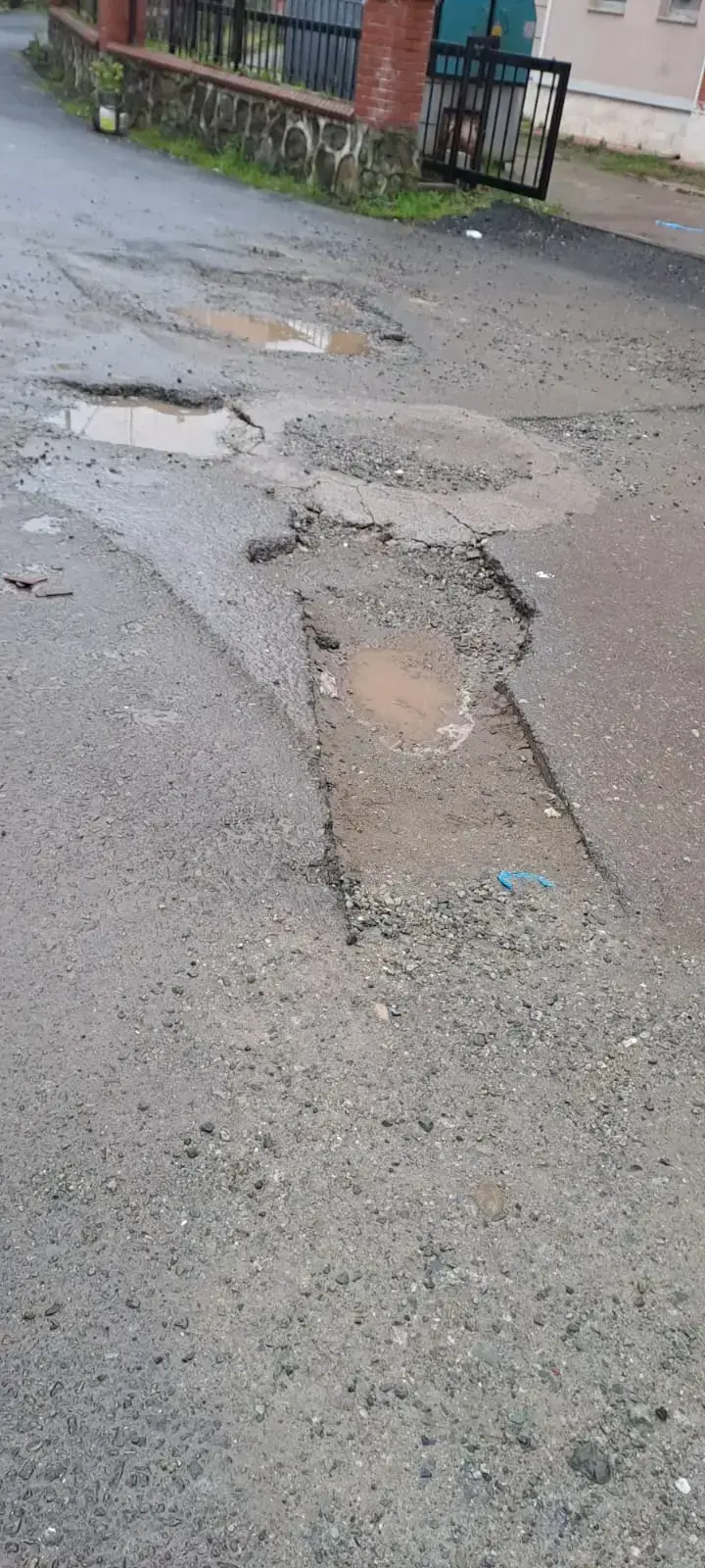 Binlerce &ouml;ğrencinin herg&uuml;n dolaştığı g&uuml;zergahlar i&ccedil;ler acısı halde.&nbsp;